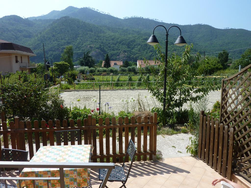 Agriturismo Le Collinette Villanova d'Albenga Camera foto