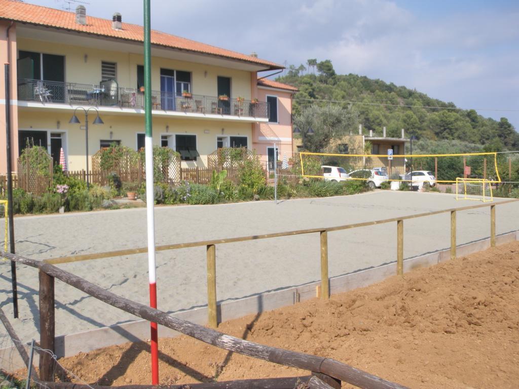 Agriturismo Le Collinette Villanova d'Albenga Camera foto